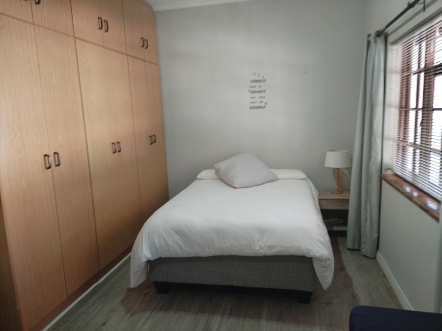 4 Bedroom Property for Sale in Amandelrug Western Cape